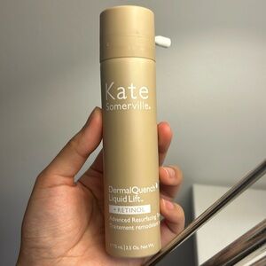 KATE SOMERVILLE
DermalQuench Liquid Lift® + Retinol 75ml
